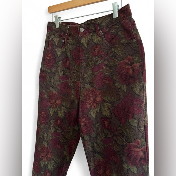 Vintage Bill Blass Floral Straight leg Jeans in Burgundy and Olive - Picture 2 of 8